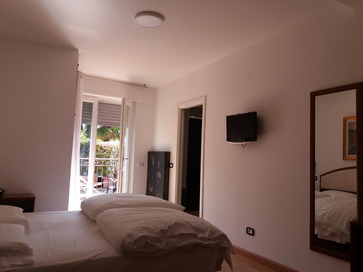 ארקו Hotel Sole Holiday מראה חיצוני תמונה