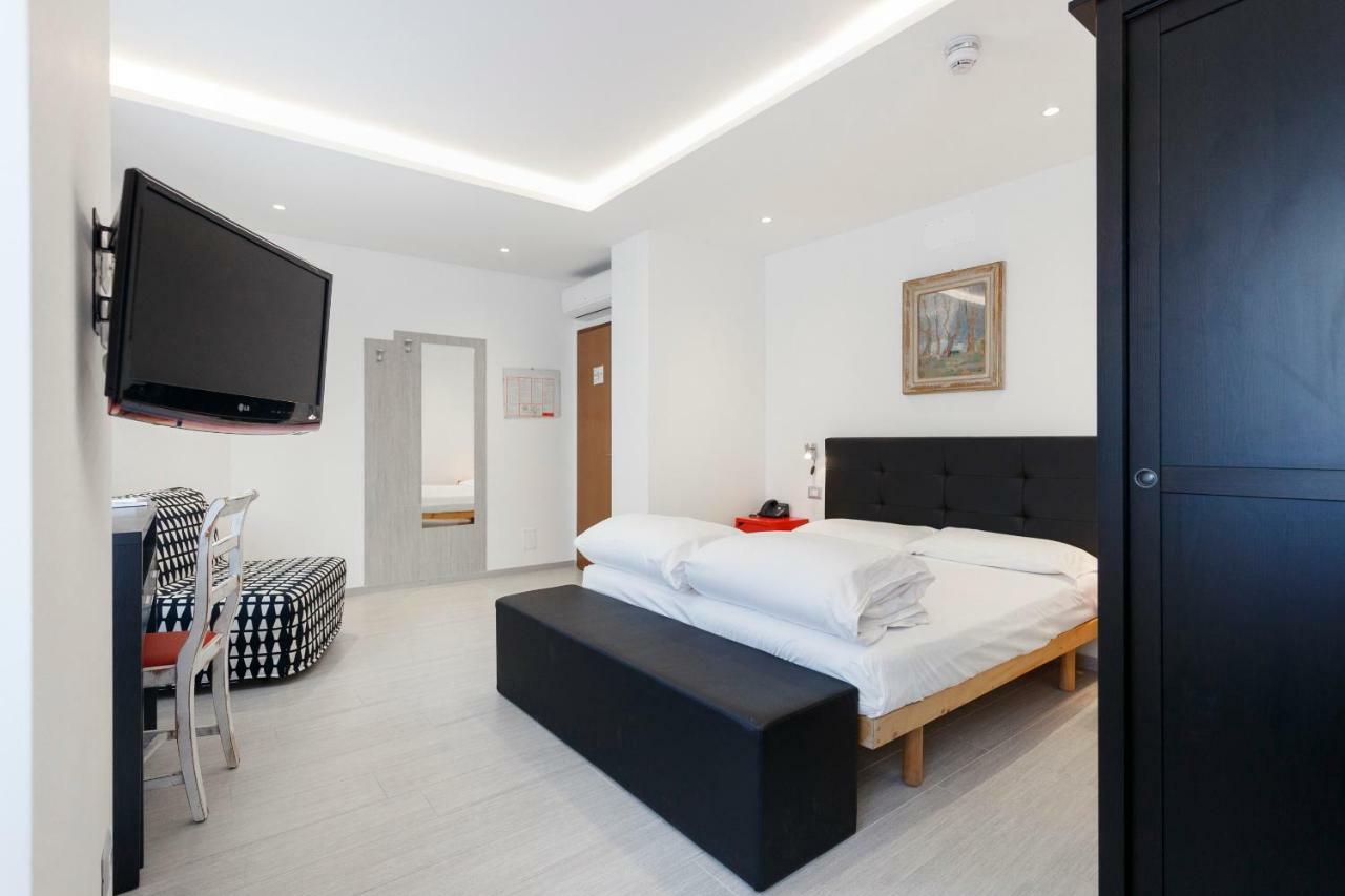 ארקו Hotel Sole Holiday מראה חיצוני תמונה